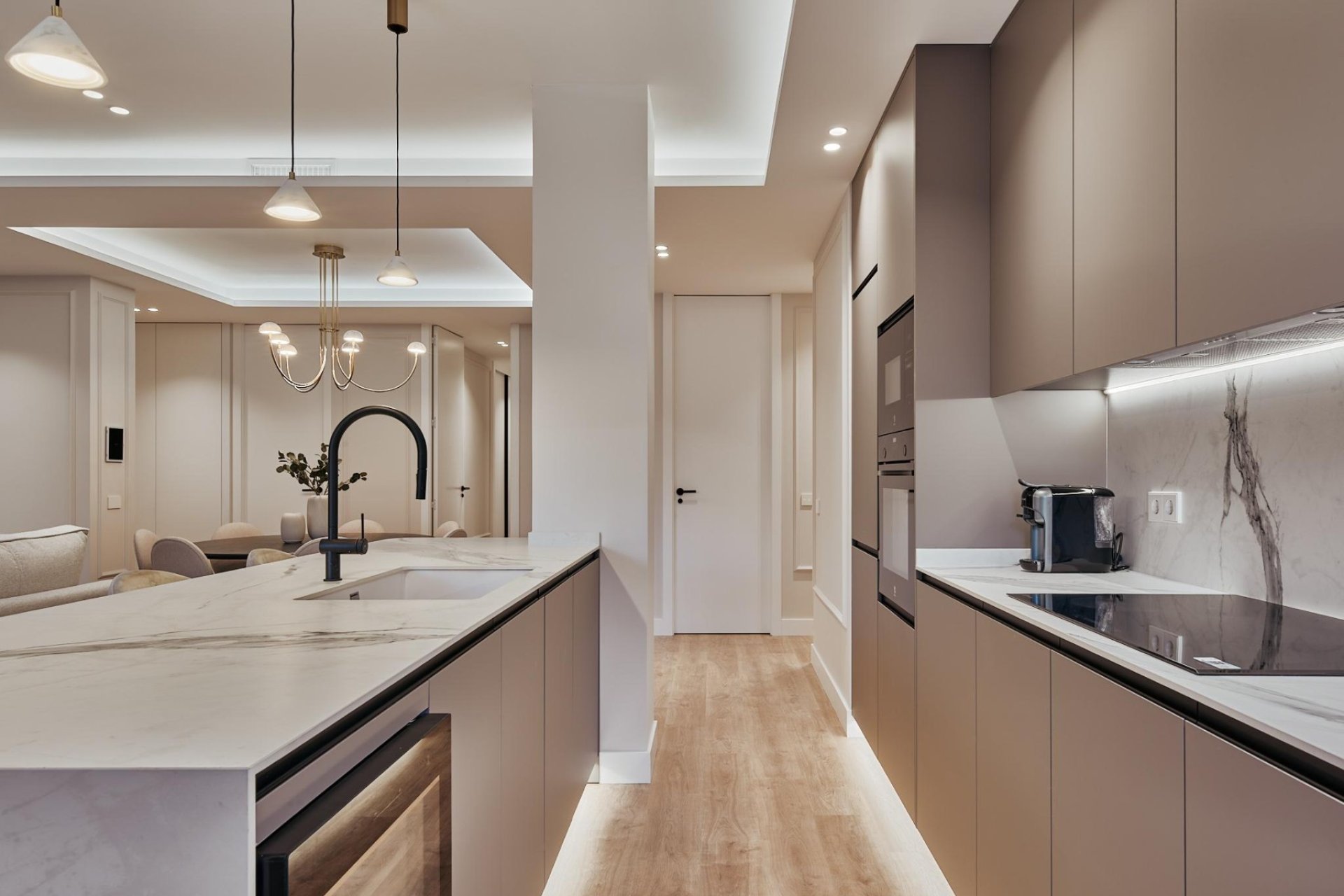 Resale - Villa - Madrid