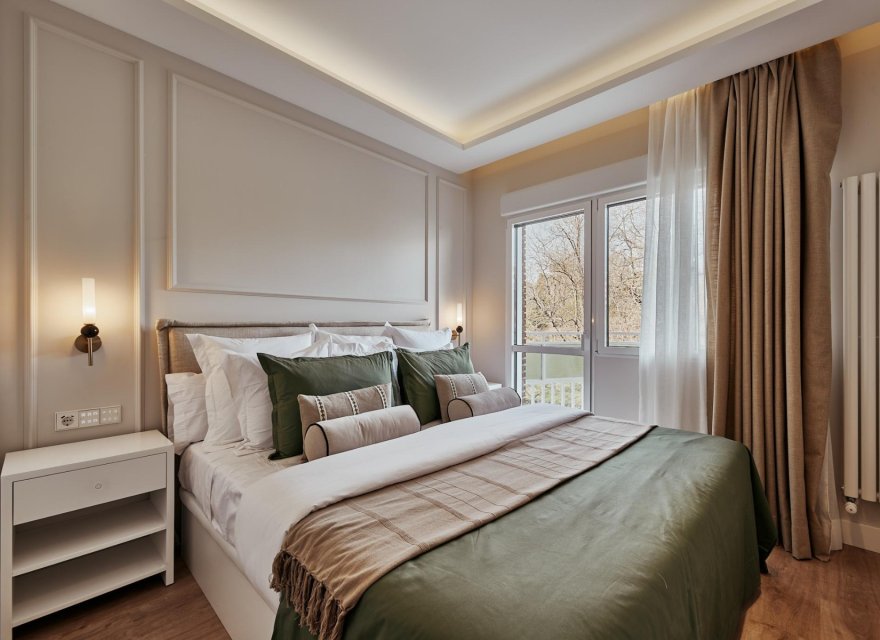 Resale - Villa - Madrid