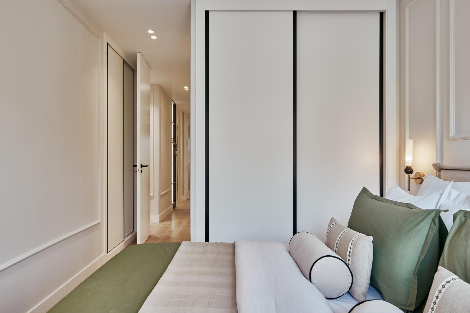 Resale - Villa - Madrid