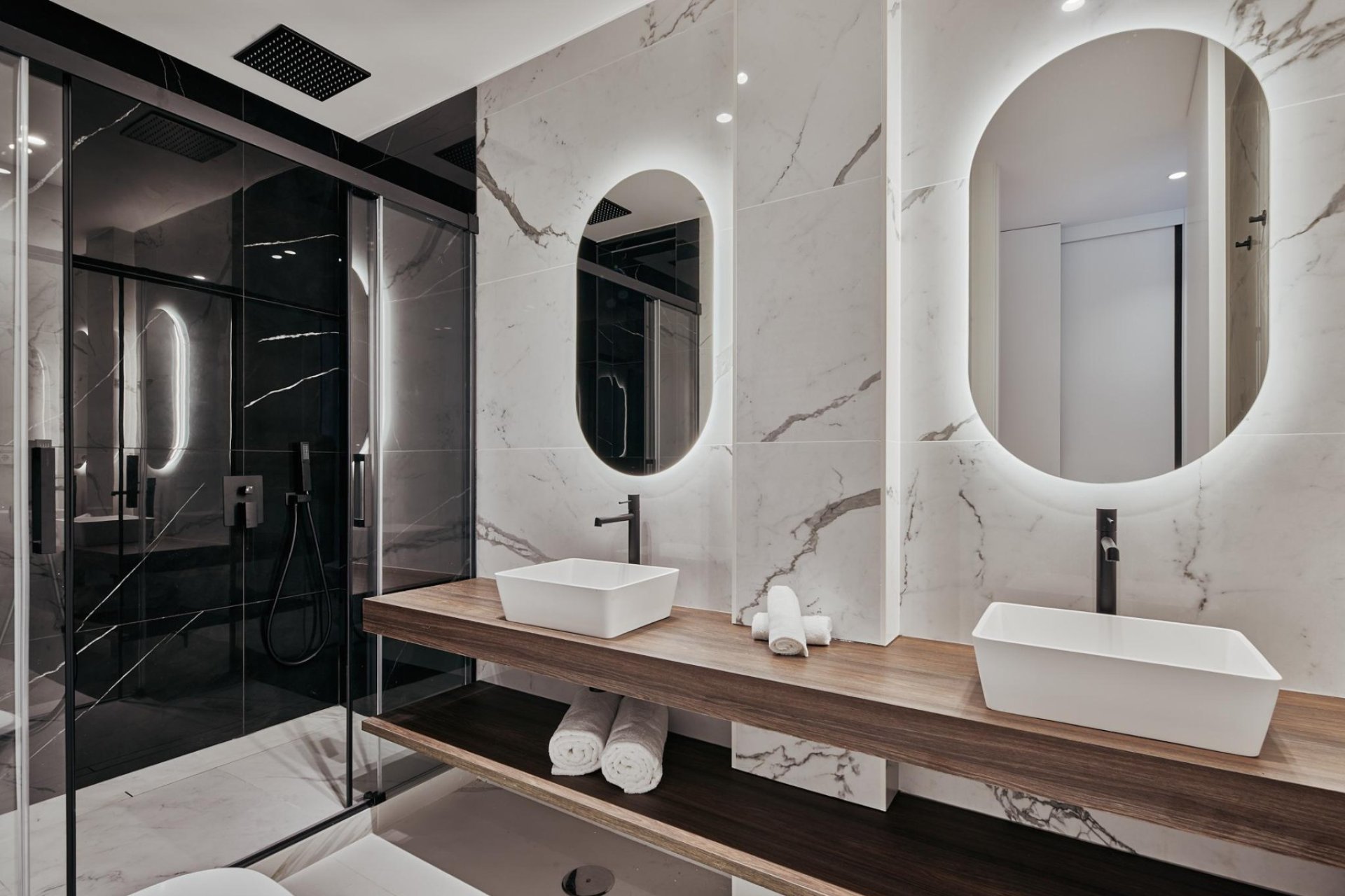 Resale - Villa - Madrid