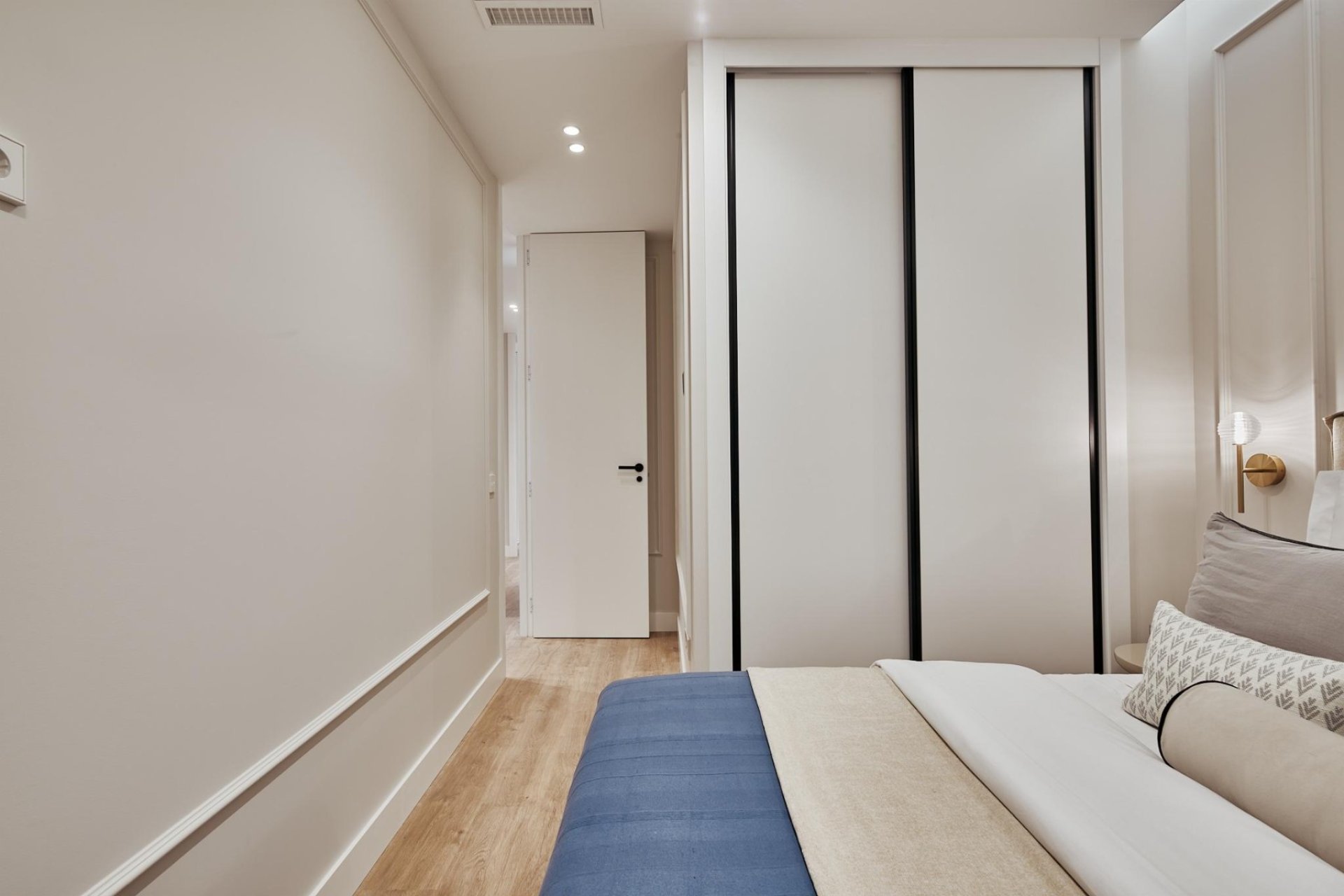 Resale - Villa - Madrid