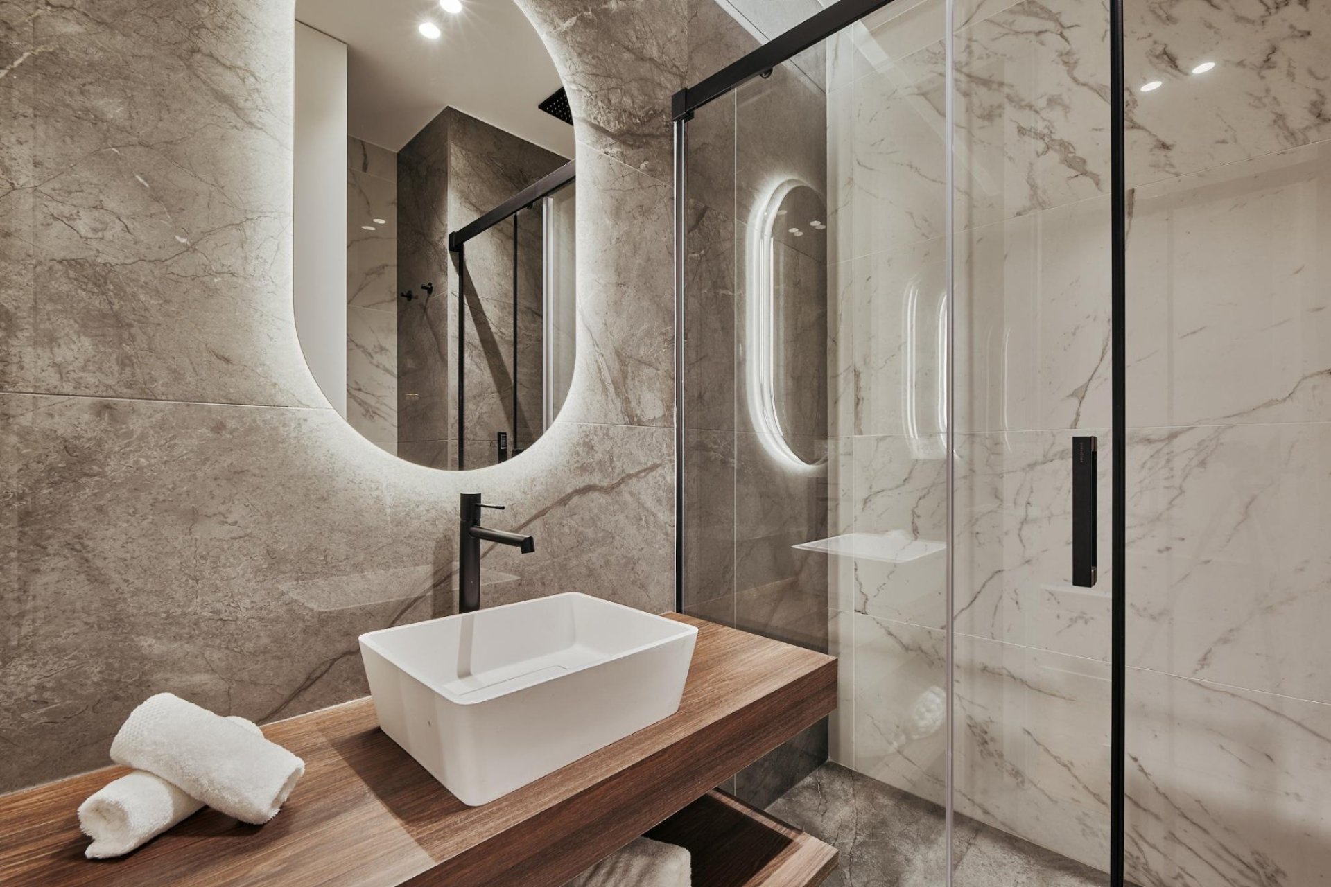 Resale - Villa - Madrid