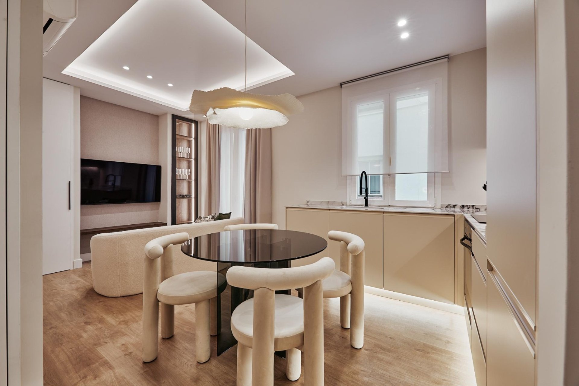 Resale - Villa - Madrid