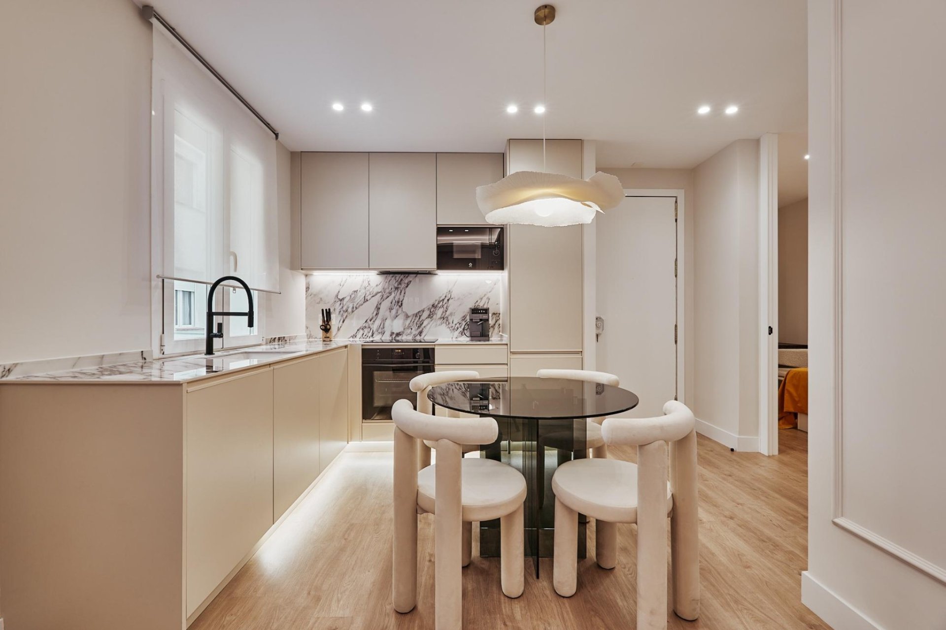 Resale - Villa - Madrid