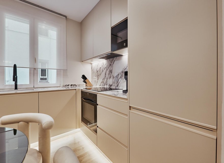 Resale - Villa - Madrid