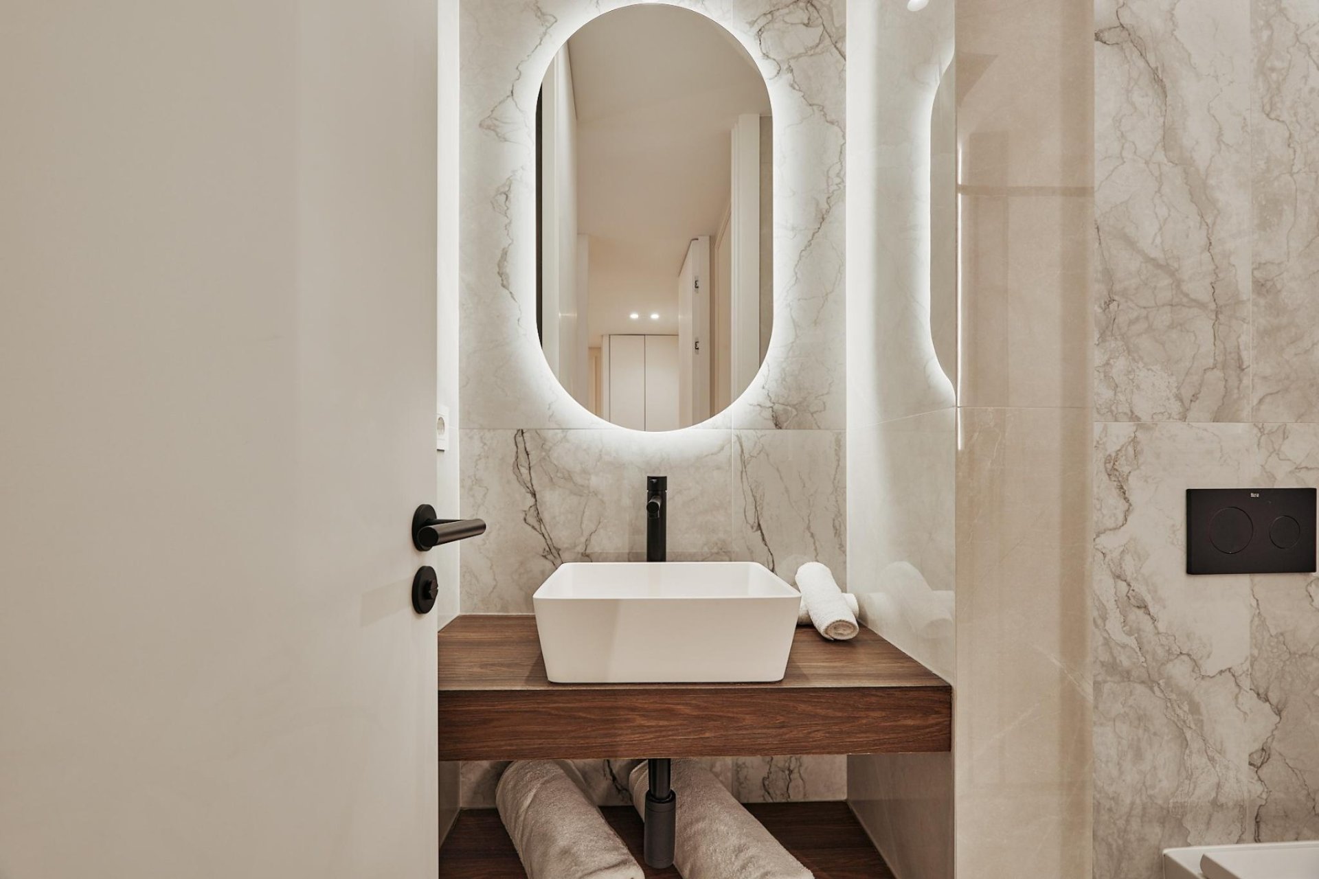 Resale - Villa - Madrid