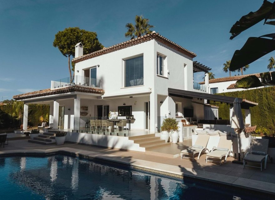 Resale - Villa - Marbella - Costa del Sol