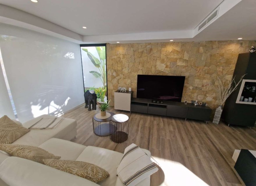 Resale - Villa - Monforte del Cid - Font del Llop