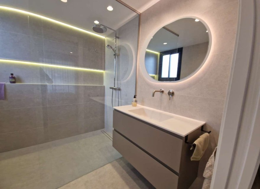 Resale - Villa - Monforte del Cid - Font del Llop