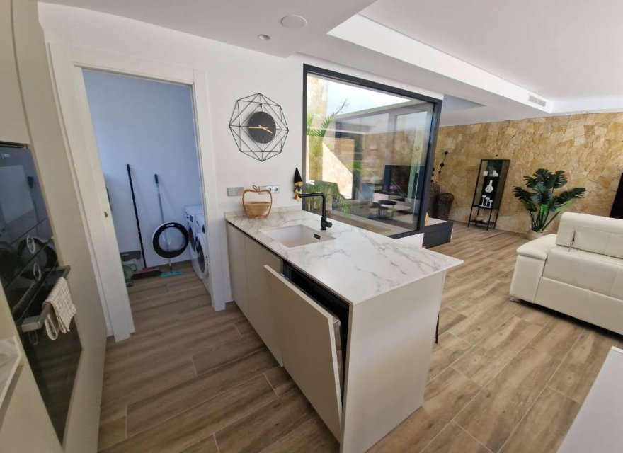 Resale - Villa - Monforte del Cid - Font del Llop