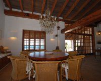 Resale - Villa - Moraira - Benimeit