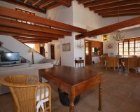 Resale - Villa - Moraira - Benimeit