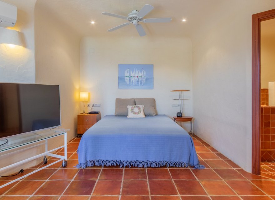 Resale - Villa - Moraira - El Portet