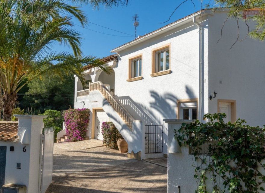 Resale - Villa - Moraira - Pinar de Advocat-Cometa