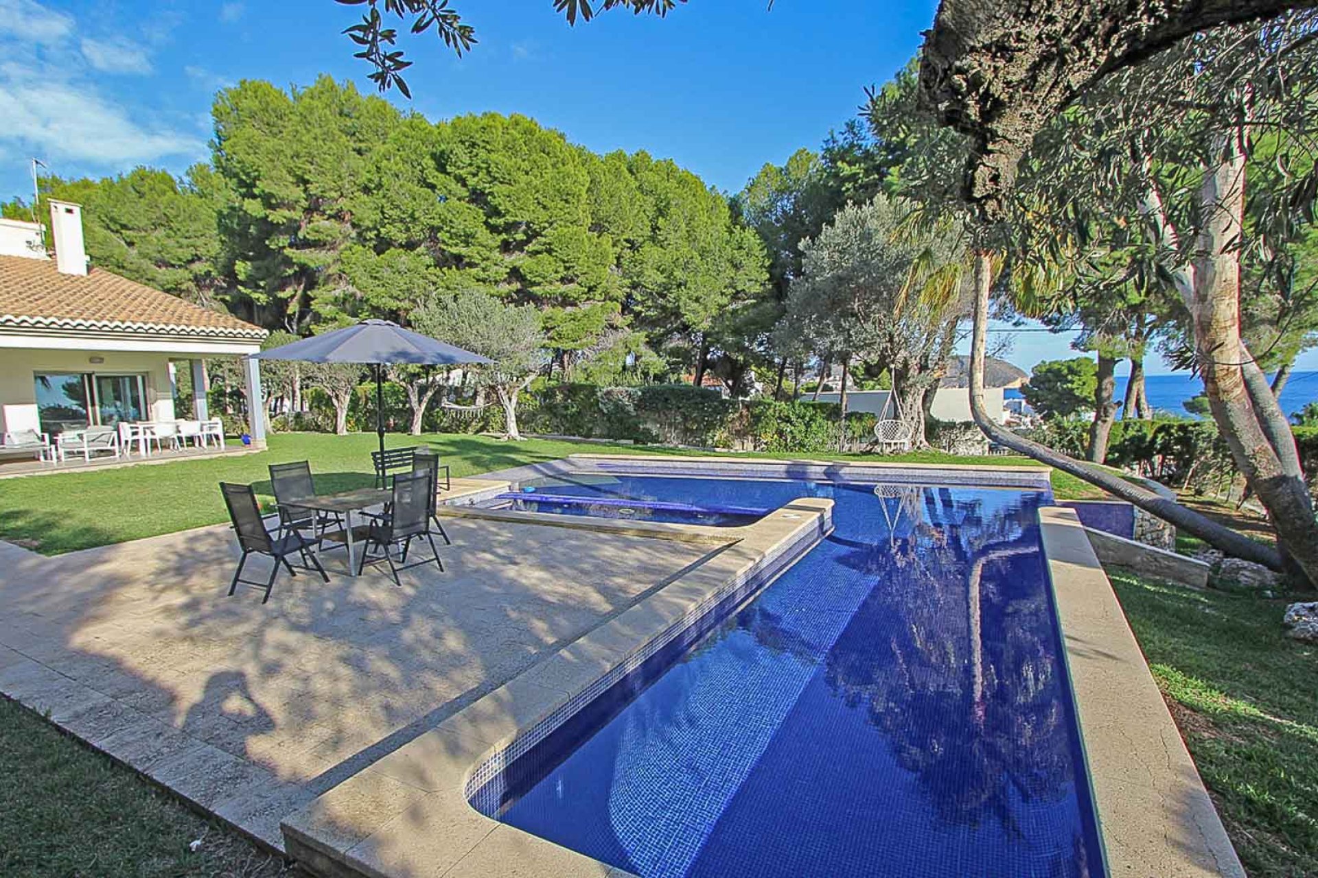 Resale - Villa - Moraira - Playetes