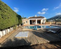 Resale - Villa - Moraira