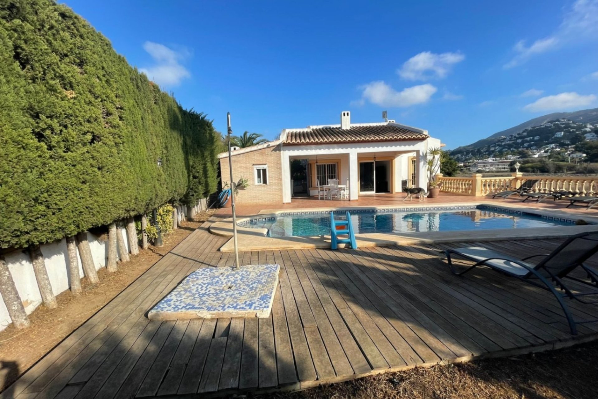 Resale - Villa - Moraira