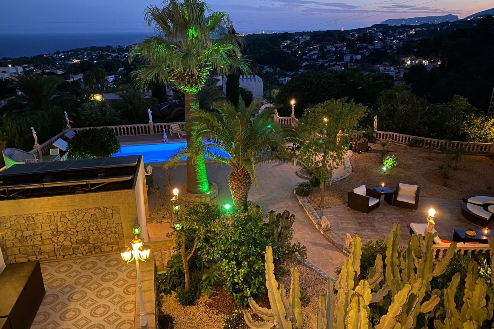 Resale - Villa - Moraira