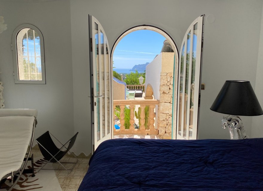 Resale - Villa - Moraira