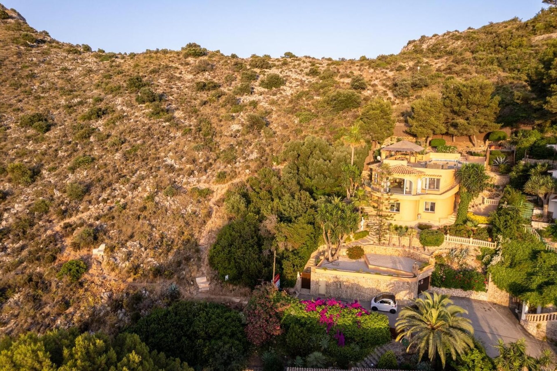 Resale - Villa - Moraira