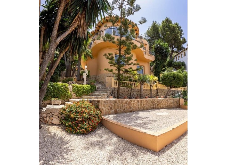 Resale - Villa - Moraira