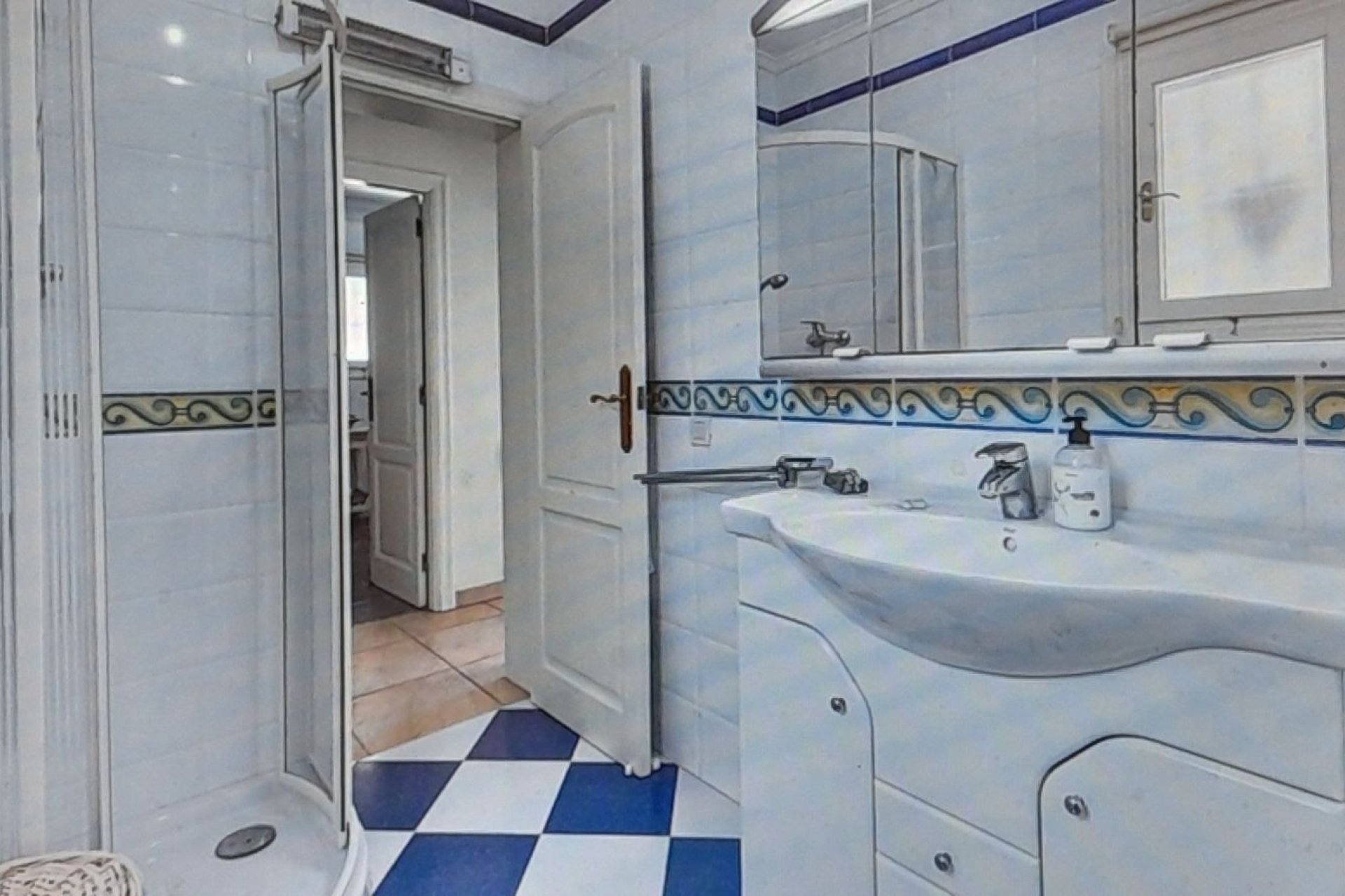 Resale - Villa - Moraira