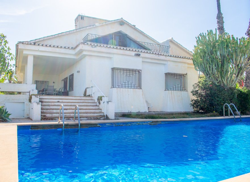 Resale - Villa - Orihuela Costa - Cabo Roig