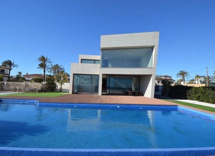 Resale - Villa - Orihuela Costa - Cabo Roig