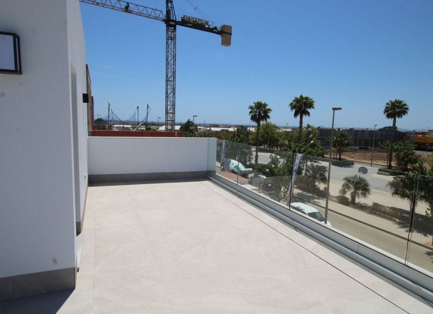 Resale - Villa - Orihuela Costa - Campoamor