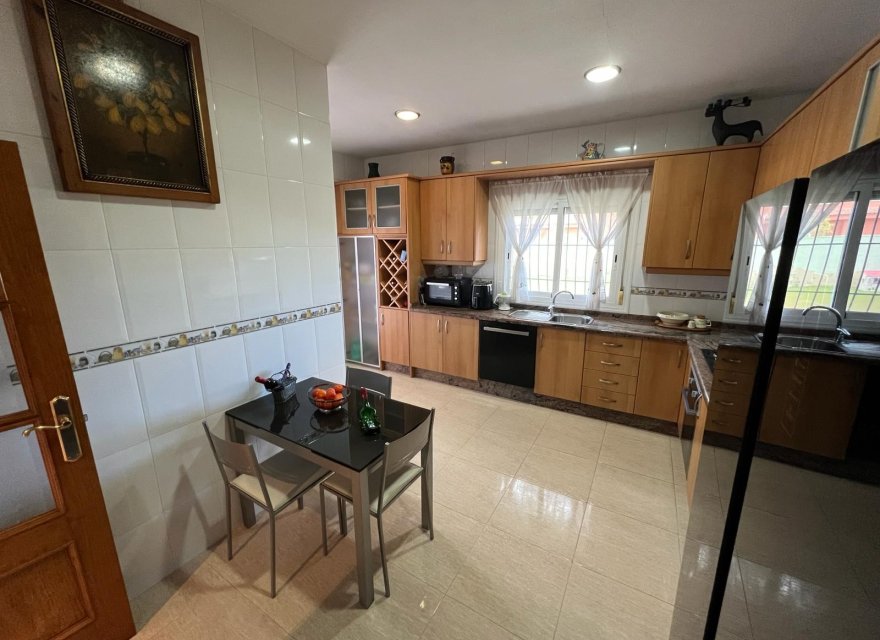 Resale - Villa - Orihuela Costa - Campoamor