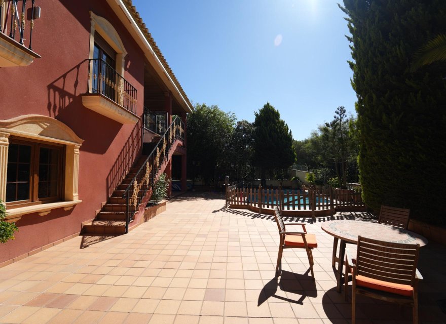 Resale - Villa - Orihuela Costa - Campoamor