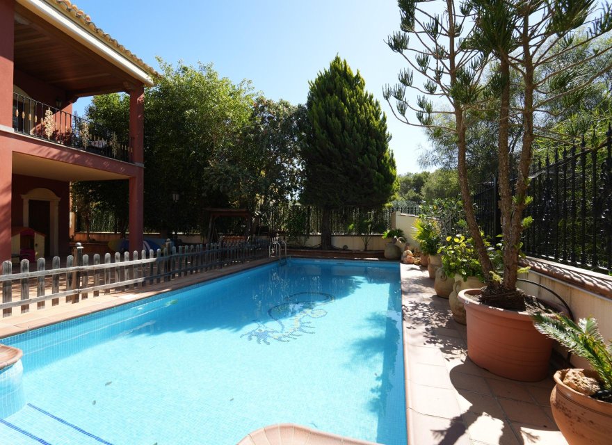 Resale - Villa - Orihuela Costa - Campoamor