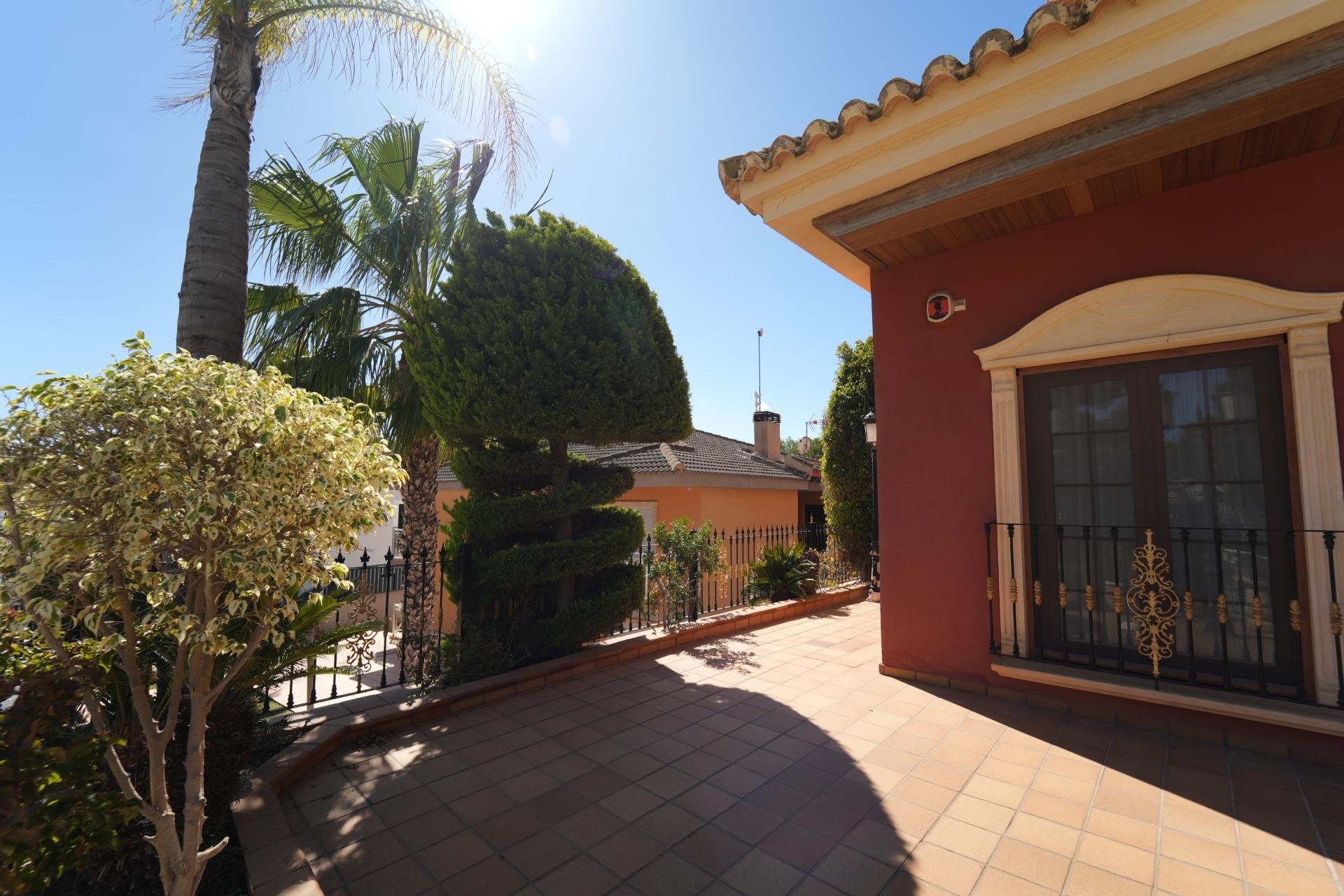 Resale - Villa - Orihuela Costa - Campoamor