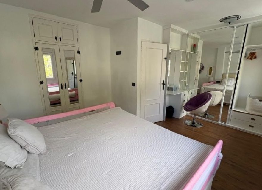 Resale - Villa - Orihuela Costa - Costa Blanca