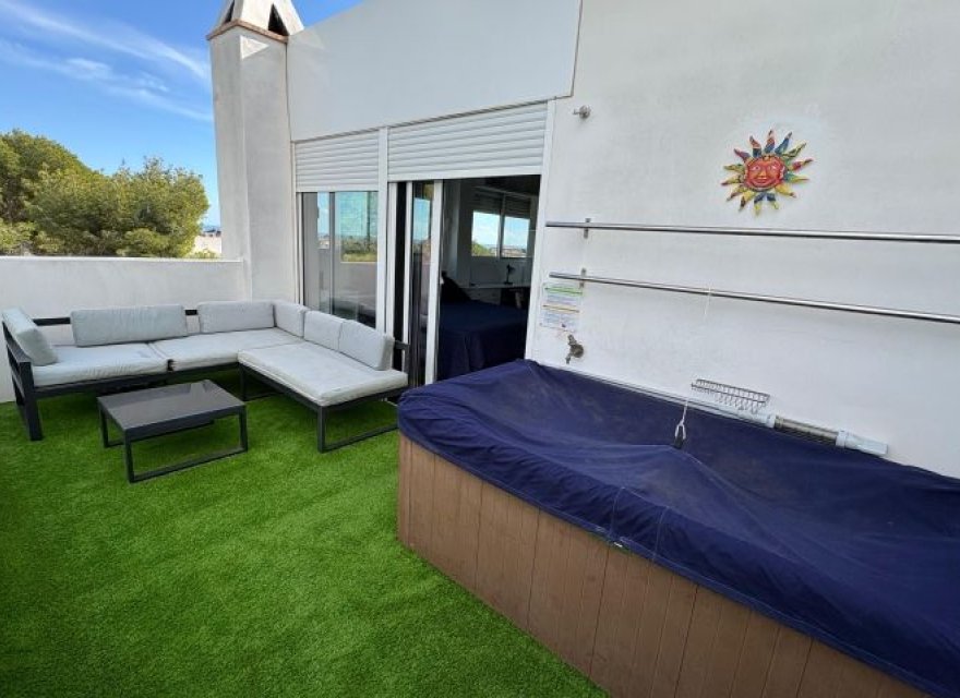 Resale - Villa - Orihuela Costa - Costa Blanca