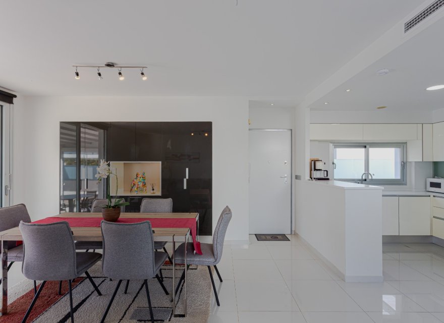 Resale - Villa - Orihuela Costa - Costa Blanca