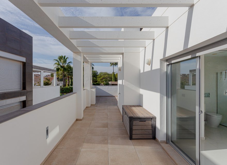 Resale - Villa - Orihuela Costa - Costa Blanca