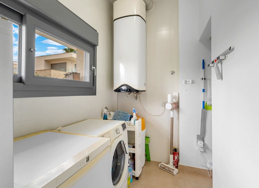 Resale - Villa - Orihuela Costa - Costa Blanca