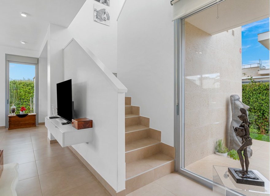 Resale - Villa - Orihuela Costa - Costa Blanca