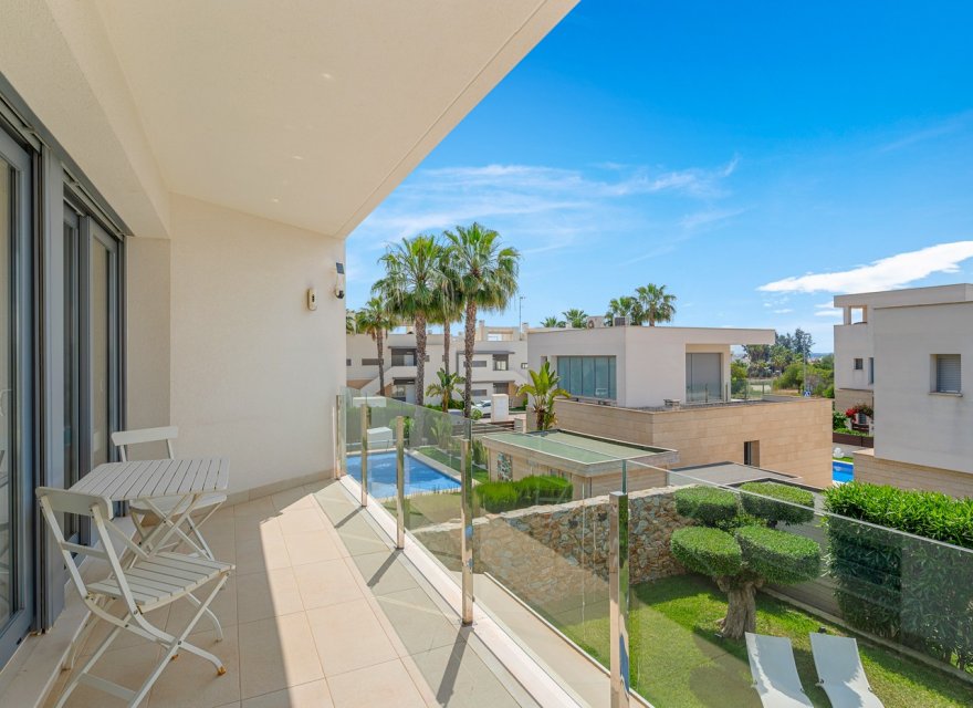 Resale - Villa - Orihuela Costa - Costa Blanca