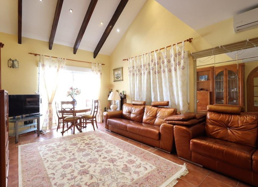 Resale - Villa - Orihuela Costa - Costa Blanca