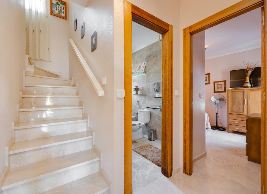 Resale - Villa - Orihuela Costa - Costa Blanca