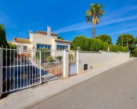 Resale - Villa - Orihuela Costa - Costa Blanca