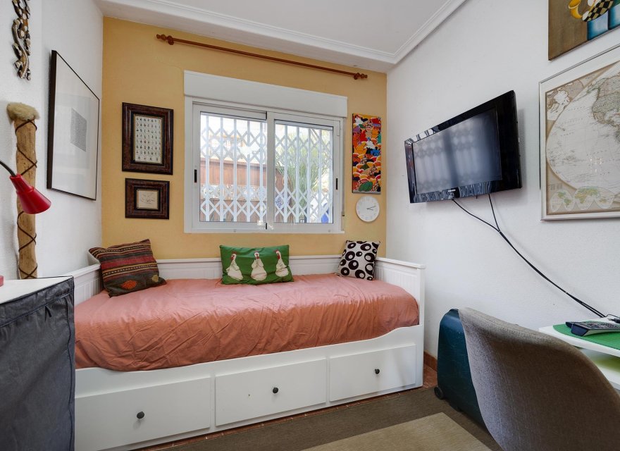 Resale - Villa - Orihuela Costa - Costa Blanca