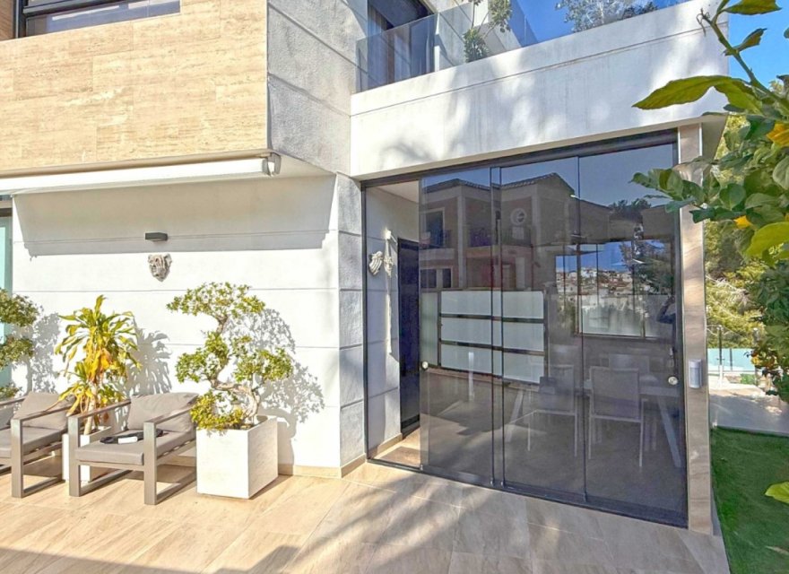 Resale - Villa - Orihuela Costa - Costa Blanca