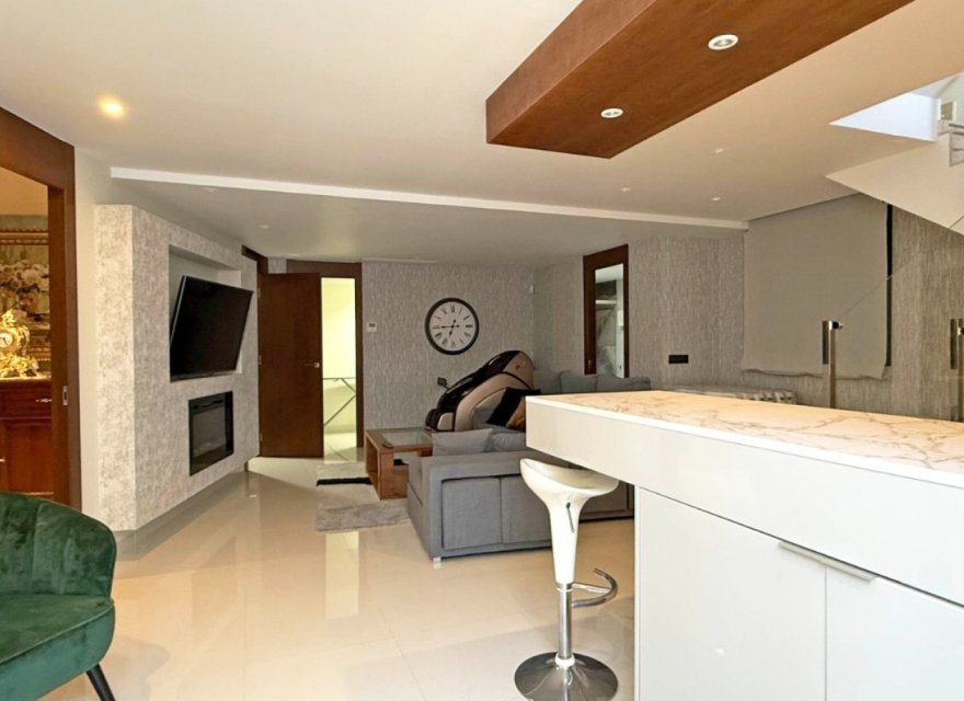 Resale - Villa - Orihuela Costa - Costa Blanca