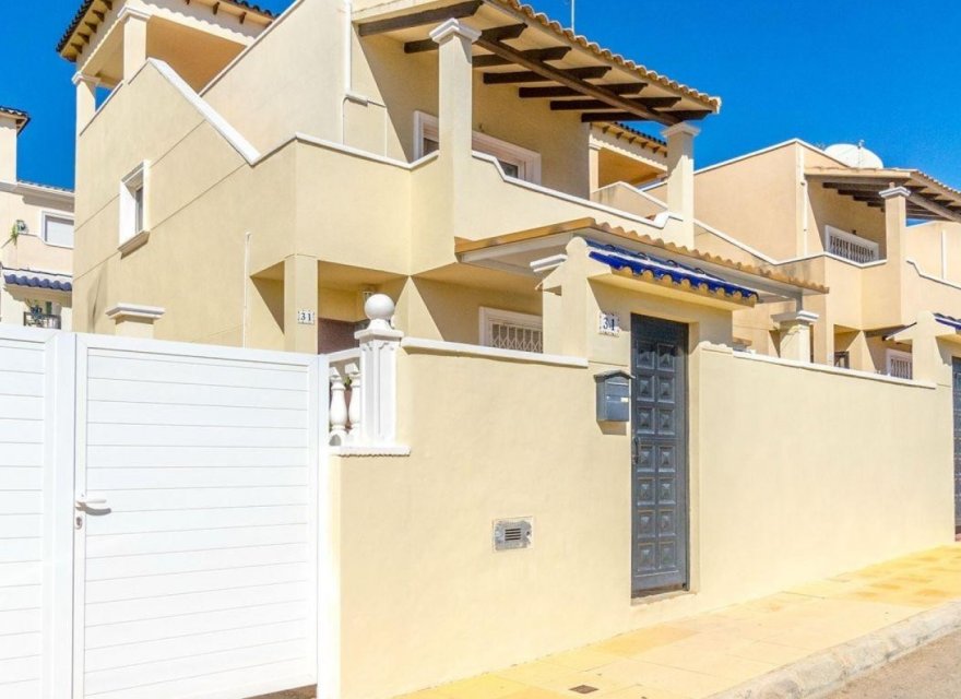 Resale - Villa - Orihuela Costa - Costa Blanca