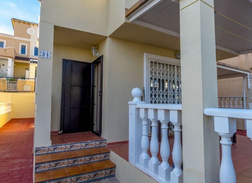 Resale - Villa - Orihuela Costa - Costa Blanca