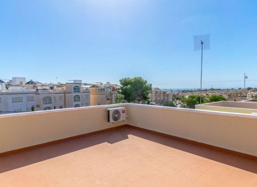 Resale - Villa - Orihuela Costa - Costa Blanca