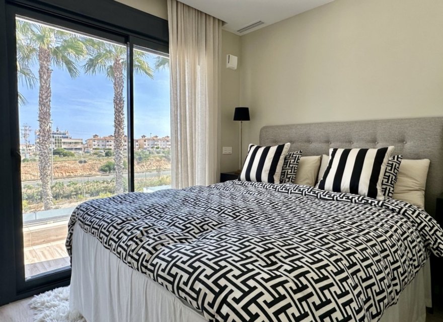 Resale - Villa - Orihuela Costa - Costa Blanca